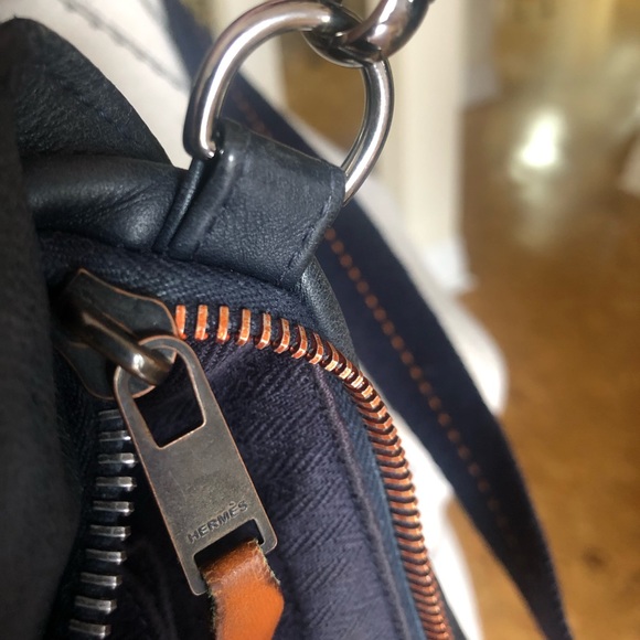 Hermes Crossbody Bag - Picture 11 of 15